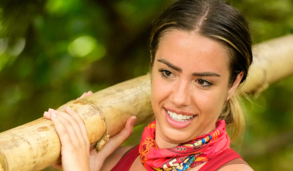 Dee Valladares Biography